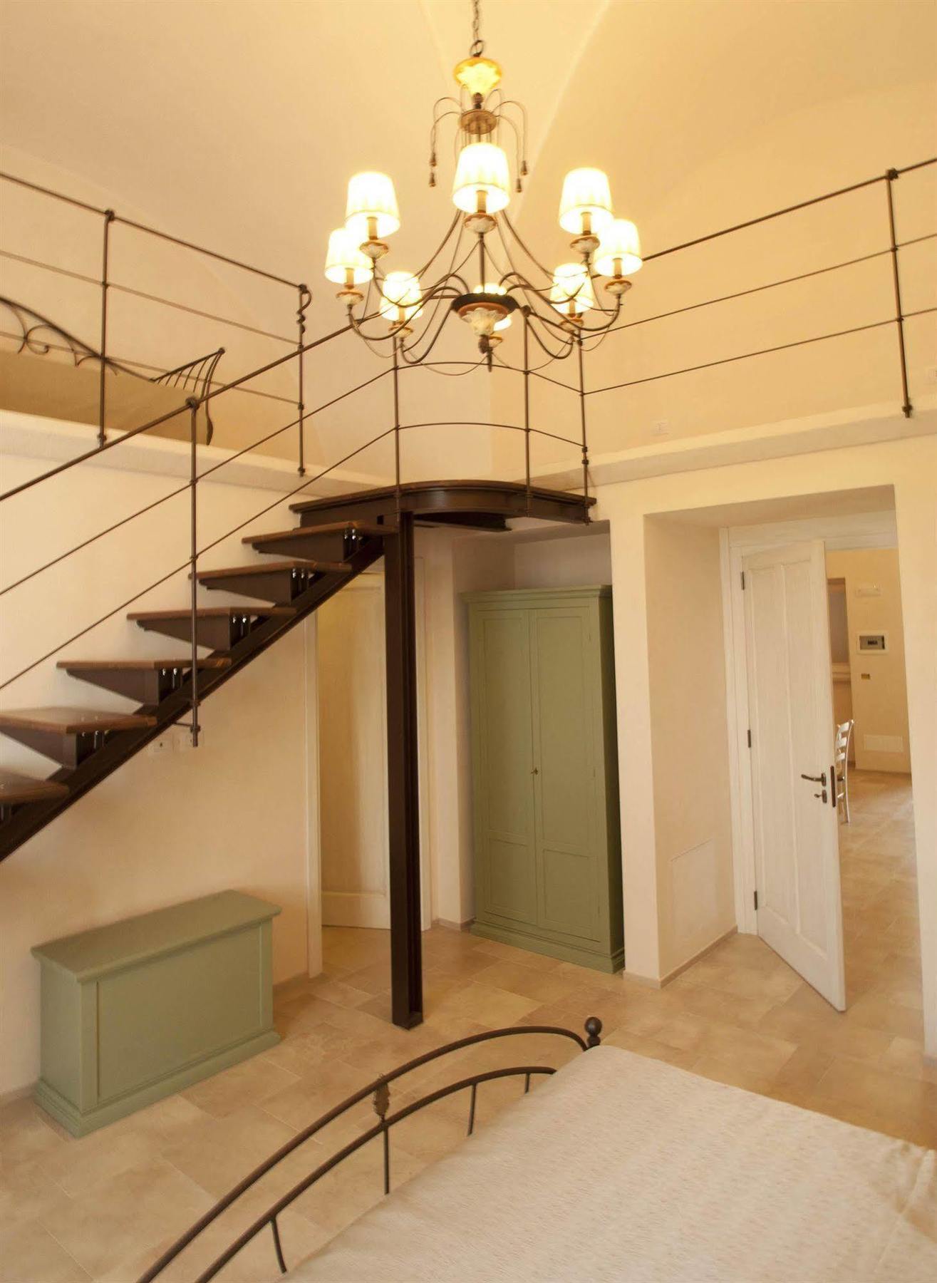 سافيلّيتري San Velletri Guest House المظهر الخارجي الصورة