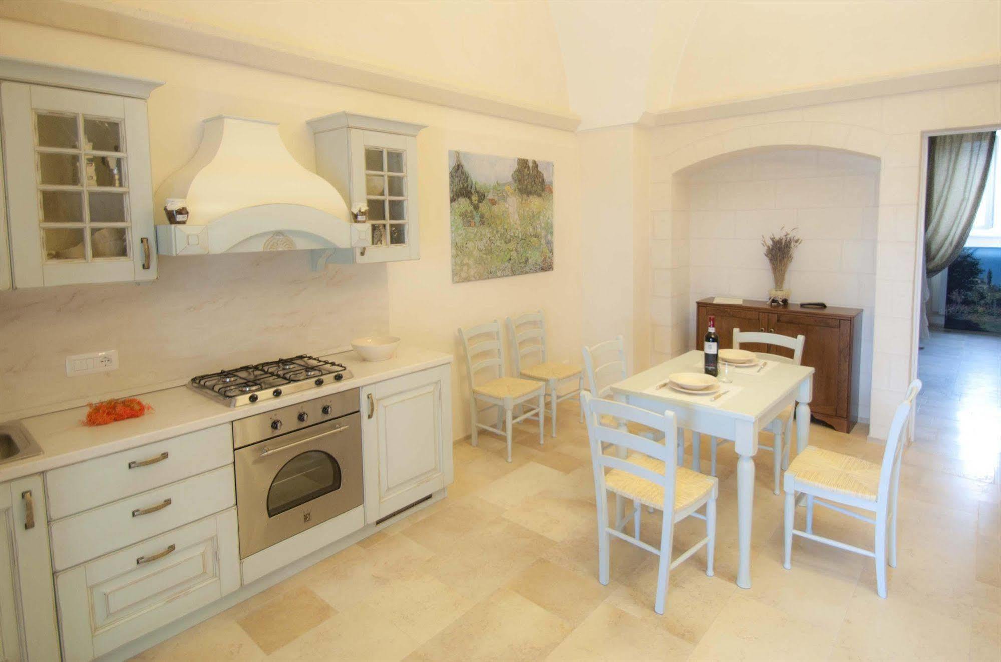 سافيلّيتري San Velletri Guest House المظهر الخارجي الصورة